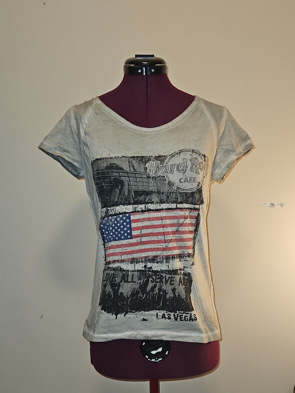 Hard Rock Cafe Cream American Flag Graphic Short Sleeve Tee